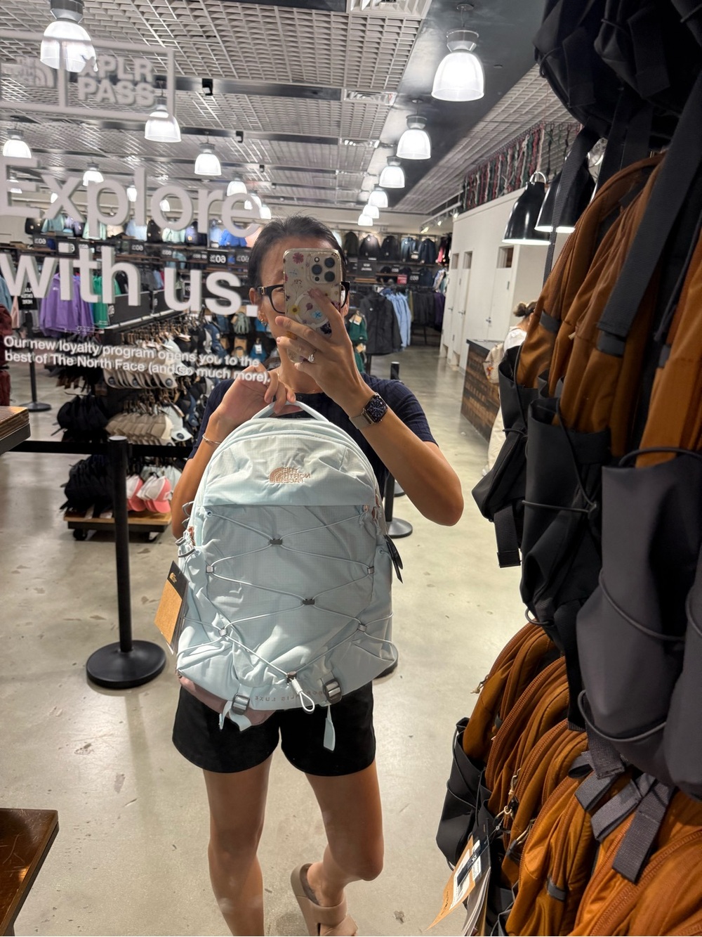 NWT!The North Face women's Pale Blue Everyday Pack with External Bungee - Picture 10 of 10